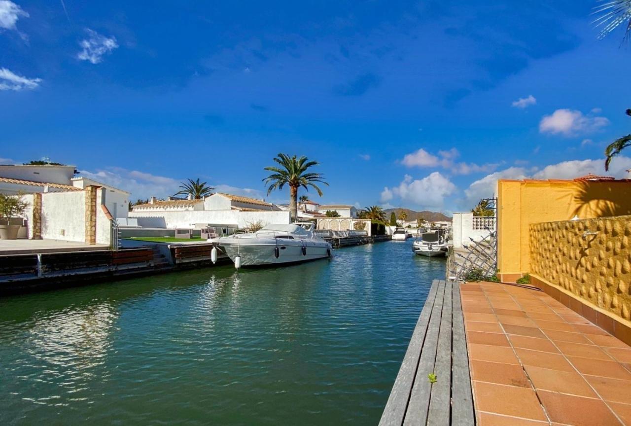 Ampuriahome Villa Hosting 15, Pool & Mooring Empuriabrava Kültér fotó