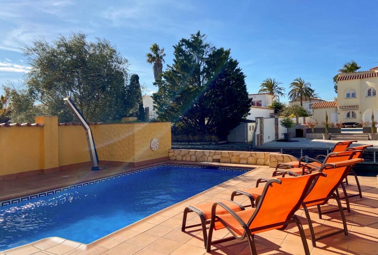 Ampuriahome Villa Hosting 15, Pool & Mooring Empuriabrava Kültér fotó
