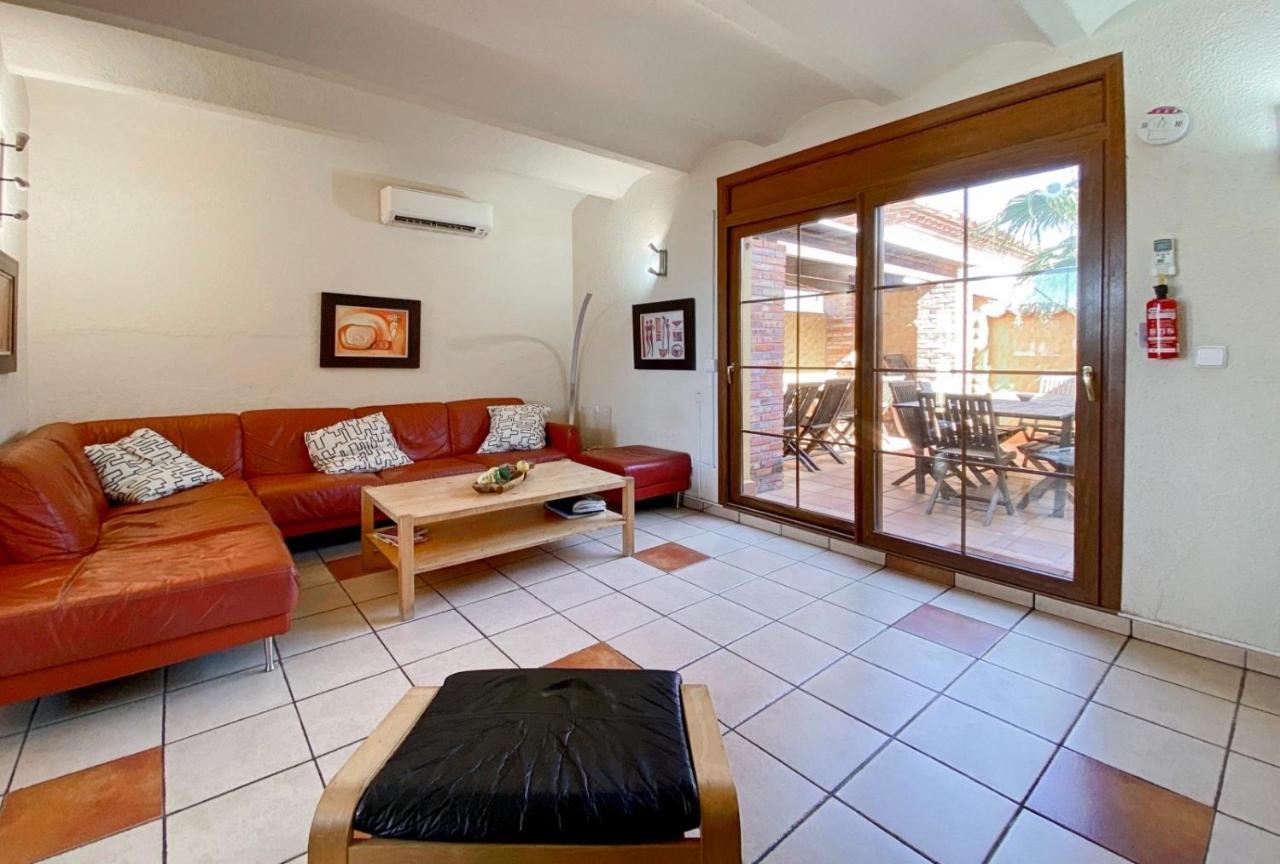 Ampuriahome Villa Hosting 15, Pool & Mooring Empuriabrava Kültér fotó